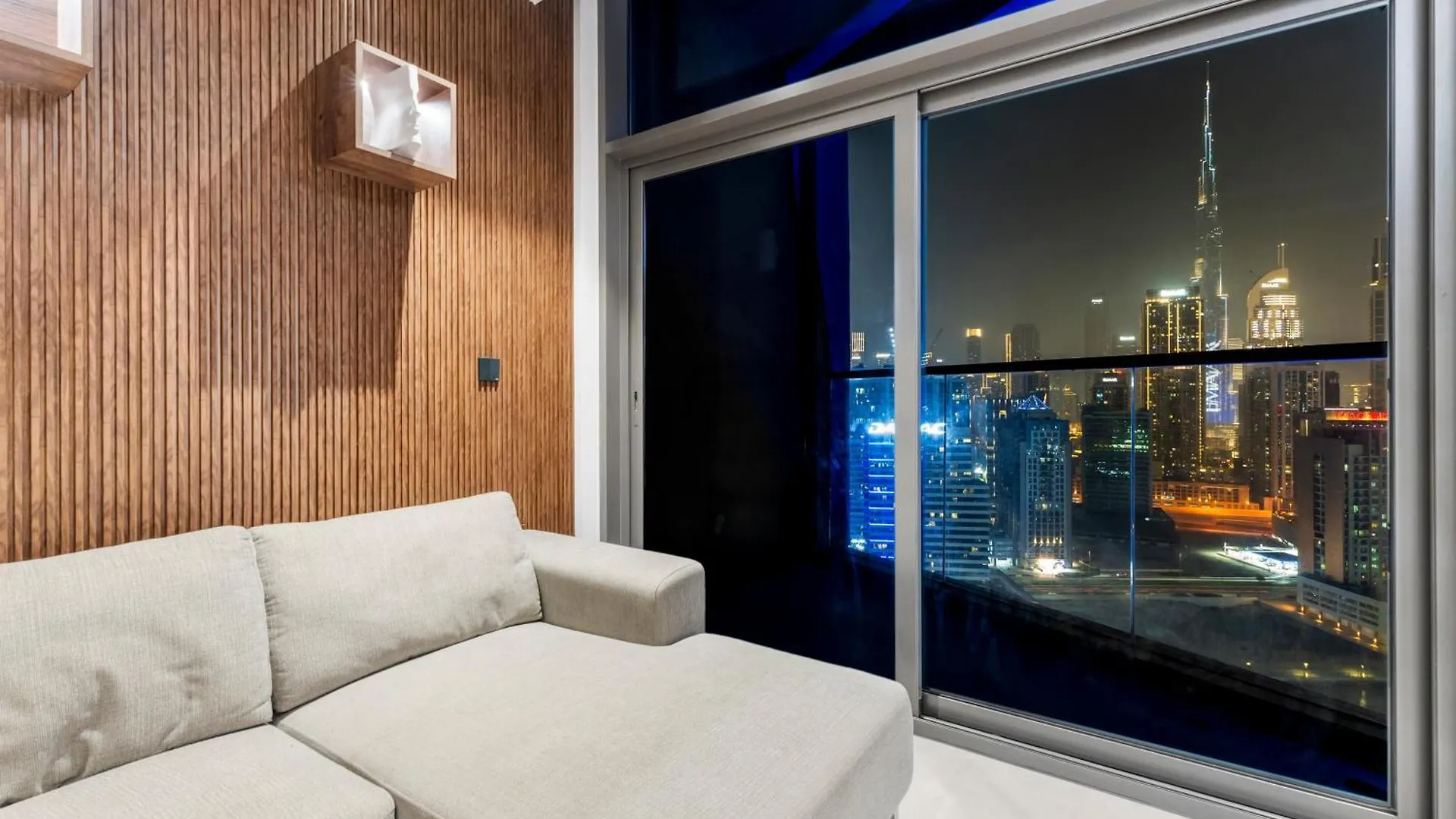 15 Northside - Brand New Full Burj View - 1Br Apartment Dubai